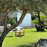 Aparthotel Neverland 4*