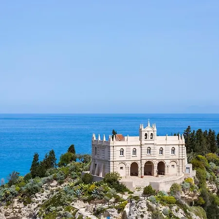 Neverland * Santa Maria (Vibo Valentia)