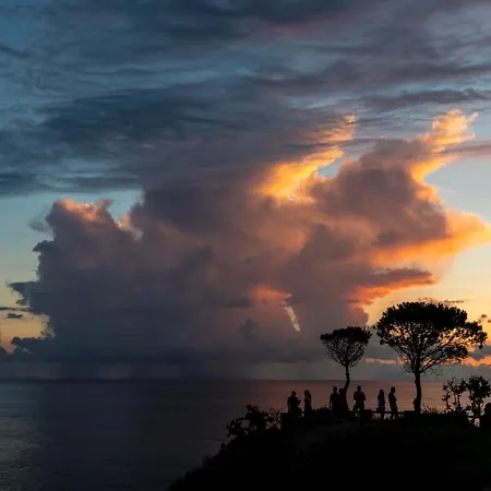 Neverland Aparthotel