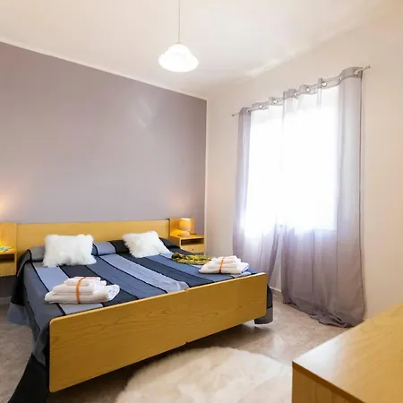 Neverland Aparthotel