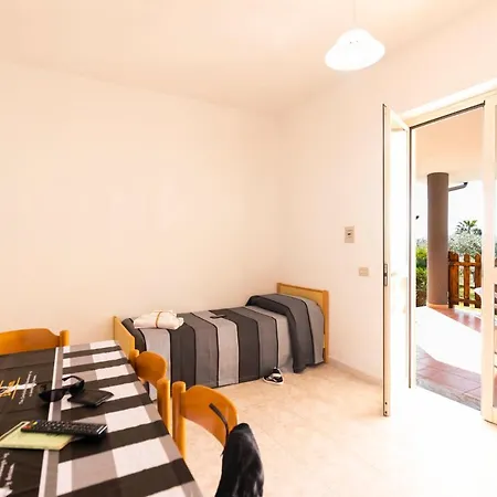 Aparthotel Neverland *
