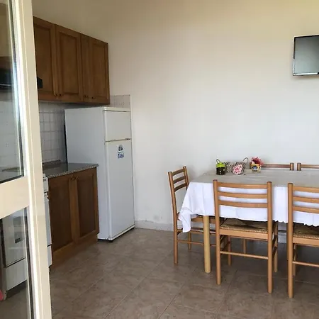 Neverland Aparthotel