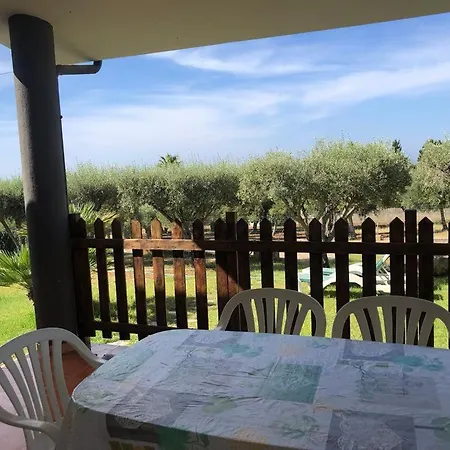 Neverland Aparthotel 4*