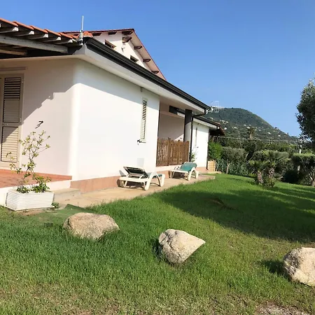 Neverland Apartmanhotel