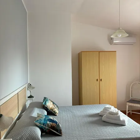 Aparthotel Neverland Santa Maria (Vibo Valentia)