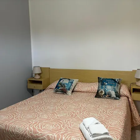 Neverland Aparthotel *