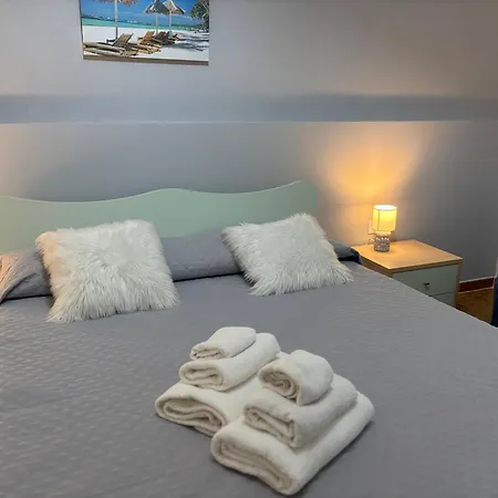 Neverland Aparthotel