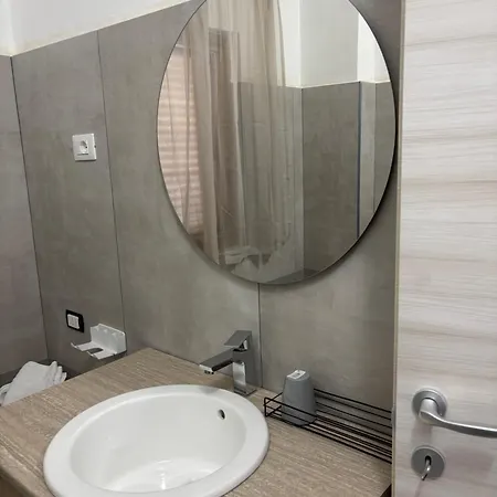 Neverland Aparthotel Santa Maria (Vibo Valentia)