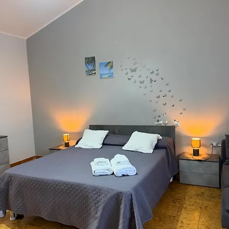 Ξενοδοχείο με διαμερίσματα Neverland 4*